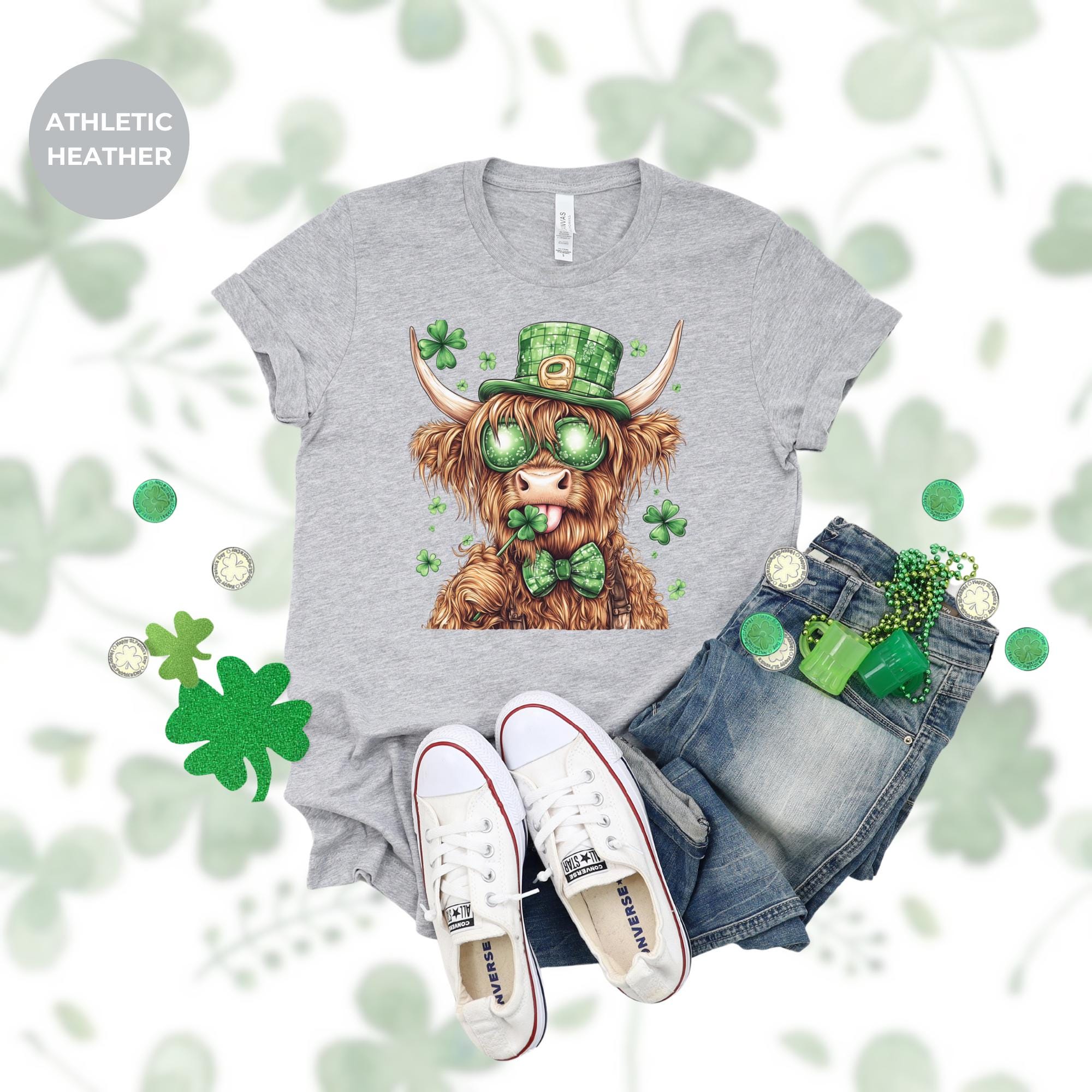 St. Patrick's Day Shirt for Women – Funny Irish Tee – Cute Lucky St. Patty’s Day TopSaint Patricks Day Shirt , Dog t shirts, tshirt women