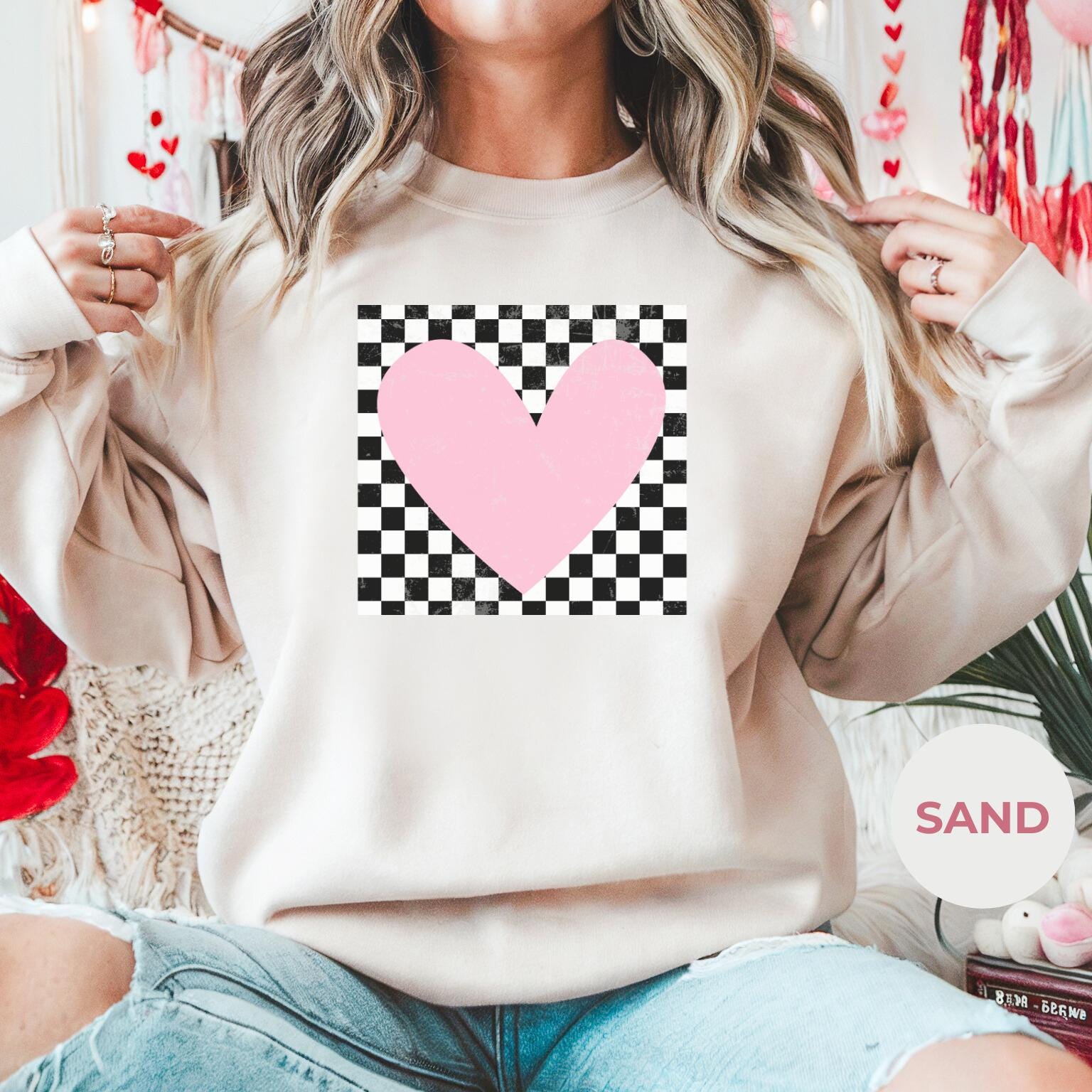 Valentine Sweatshirt for Women – Romantic Heart Pullover – Cute Cozy Gift for Her